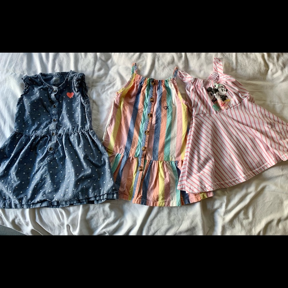 Lot girls dresses size 2t.